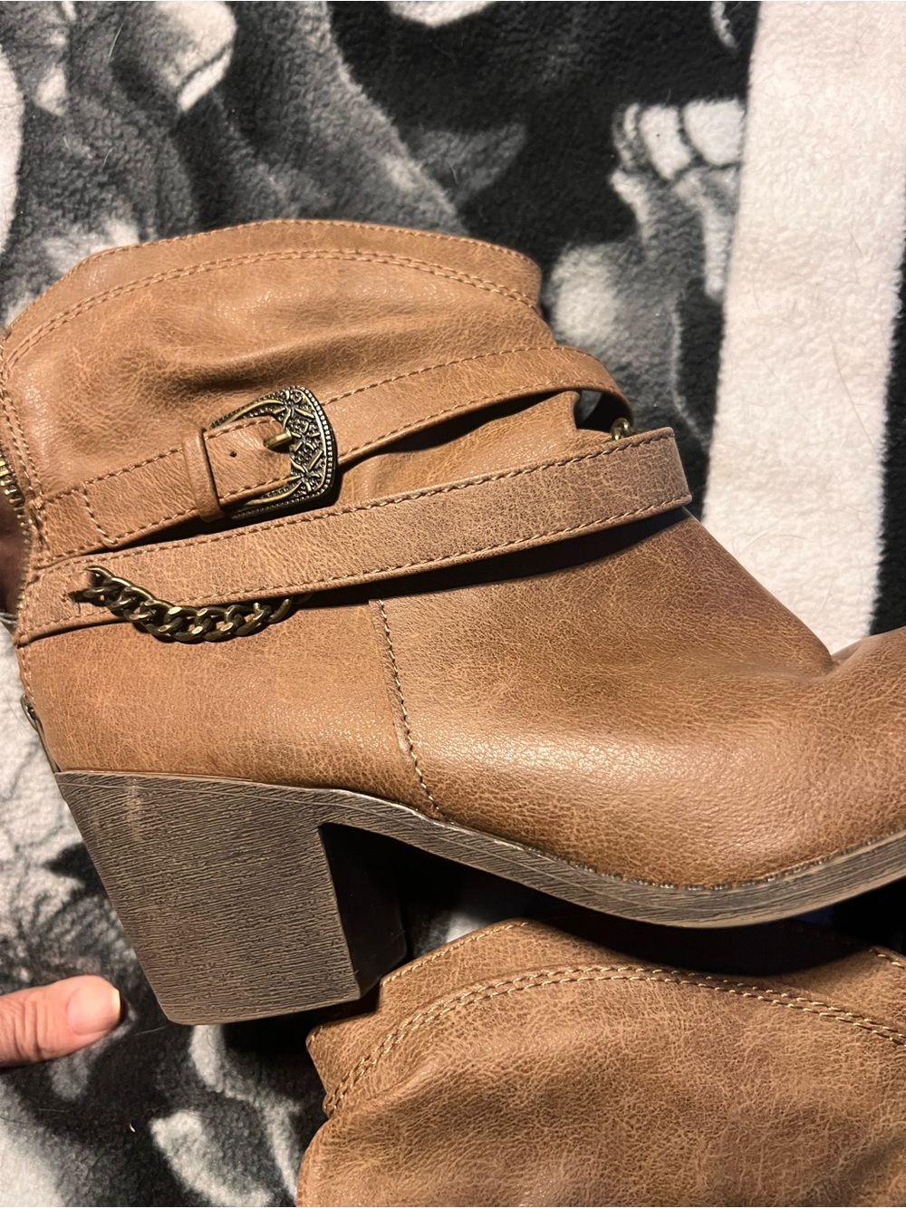 Women’s brown leather-suede effect slip-on ankle boots - Size 9